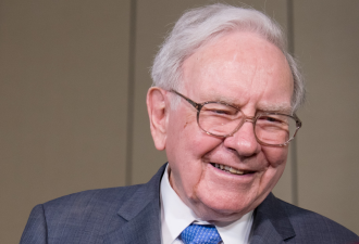 Warren Buffett, chairman and CEO of Berkshire Hathaway is interviewed after the annual Berkshire Hathaway shareholders meeting held at the CenturyLink Center in Omaha, Neb. on Saturday, May 2, 2015.