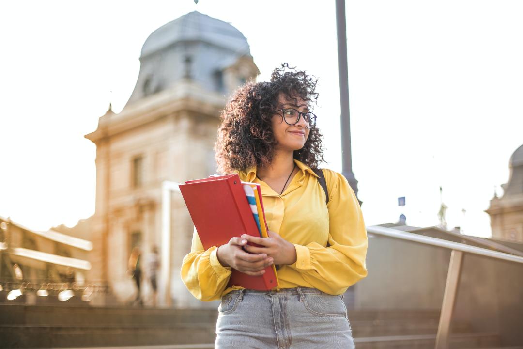 Tamarinde is een non-profit collectief van zorgstudenten die hun kennis in de praktijk wil brengen.