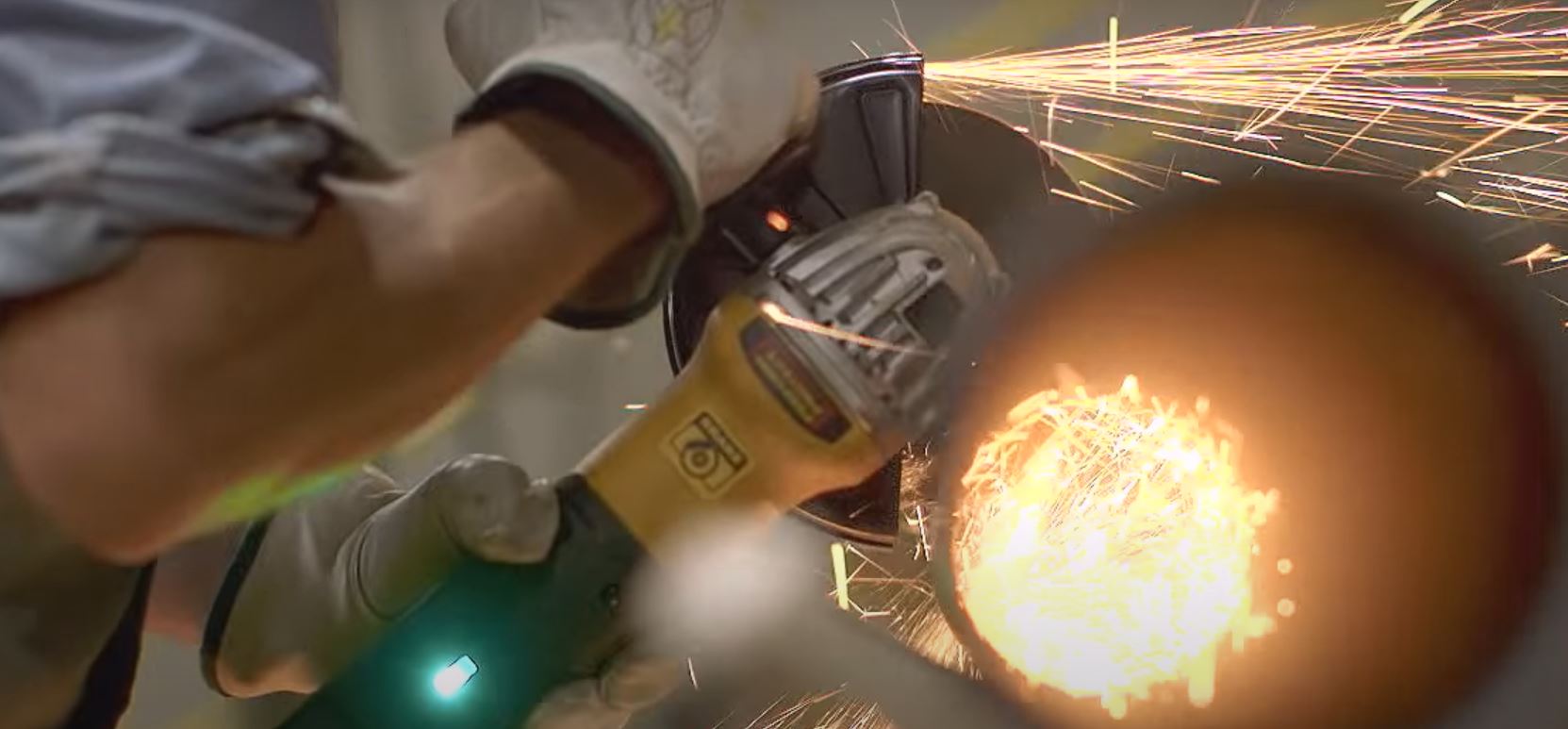 VIDEO: DEWALT Product Guide–Grinder Basics