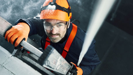 Step Up Ladder Safety: Best Practices to Prevent Workplace Falls