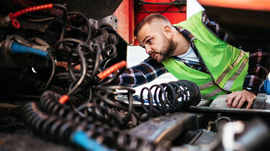 Summer Fleet Maintenance: An Inspection Checklist for Commercial Vehicles