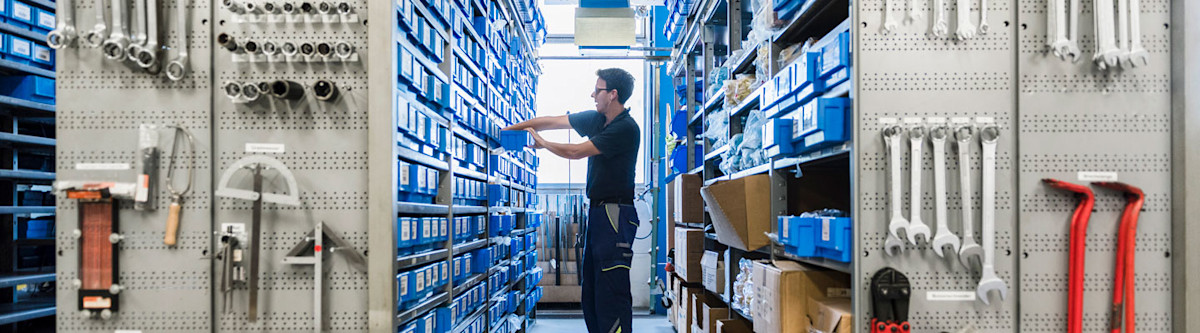Pros & Cons of Vendor Managed Inventory Systems — MSC Industrial Supply