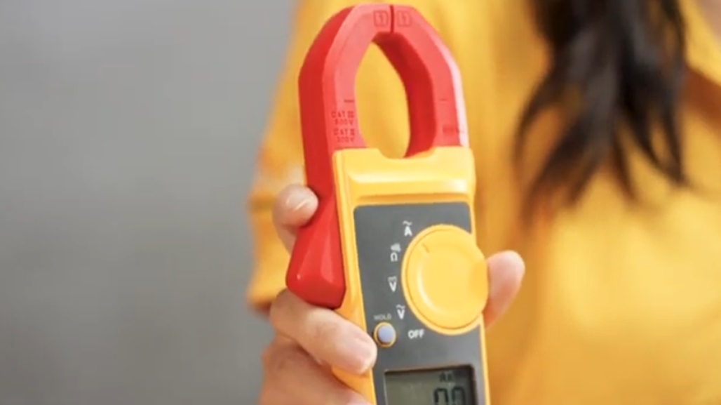 Get Started with the Right Multimeter and Clamp Meter Pairing 