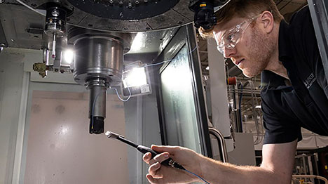 Why Machine Shops Are Snapping Up Aftermarket Service Deals