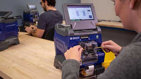 7 Incredible Applications of Automation in Manufacturing