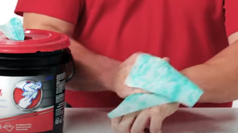 VIDEO: WypAll® Waterless Wipes Sharpie Demo