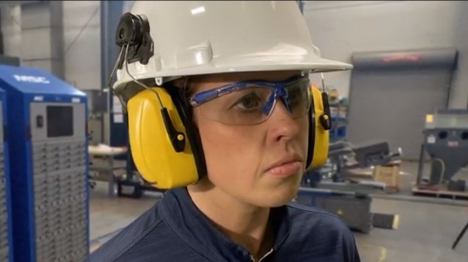 VIDEO: QUICK TIPS #31: Wearing Earmuffs With a Hard Hat
