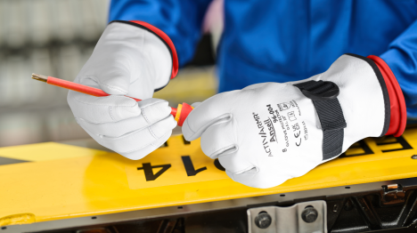 VIDEO: TOOLING UP: Electrical Safety Gloves Designed For Comfort and Protection