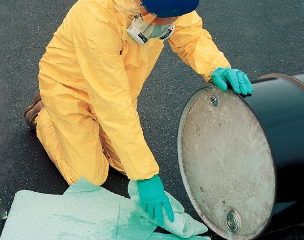 Spill Procedure Checklist—What To Do When a Spill Occurs