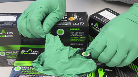 5 Things to Look for in a Single-Use Biodegradable Glove