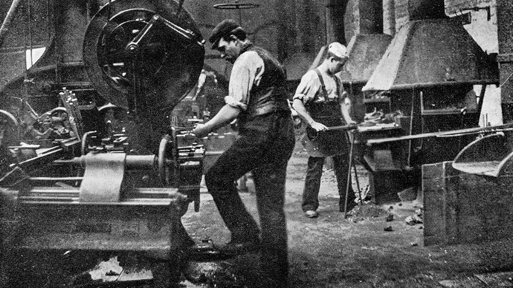 The History of Manufacturing in the U.S. [Infographic]  - thumbnail