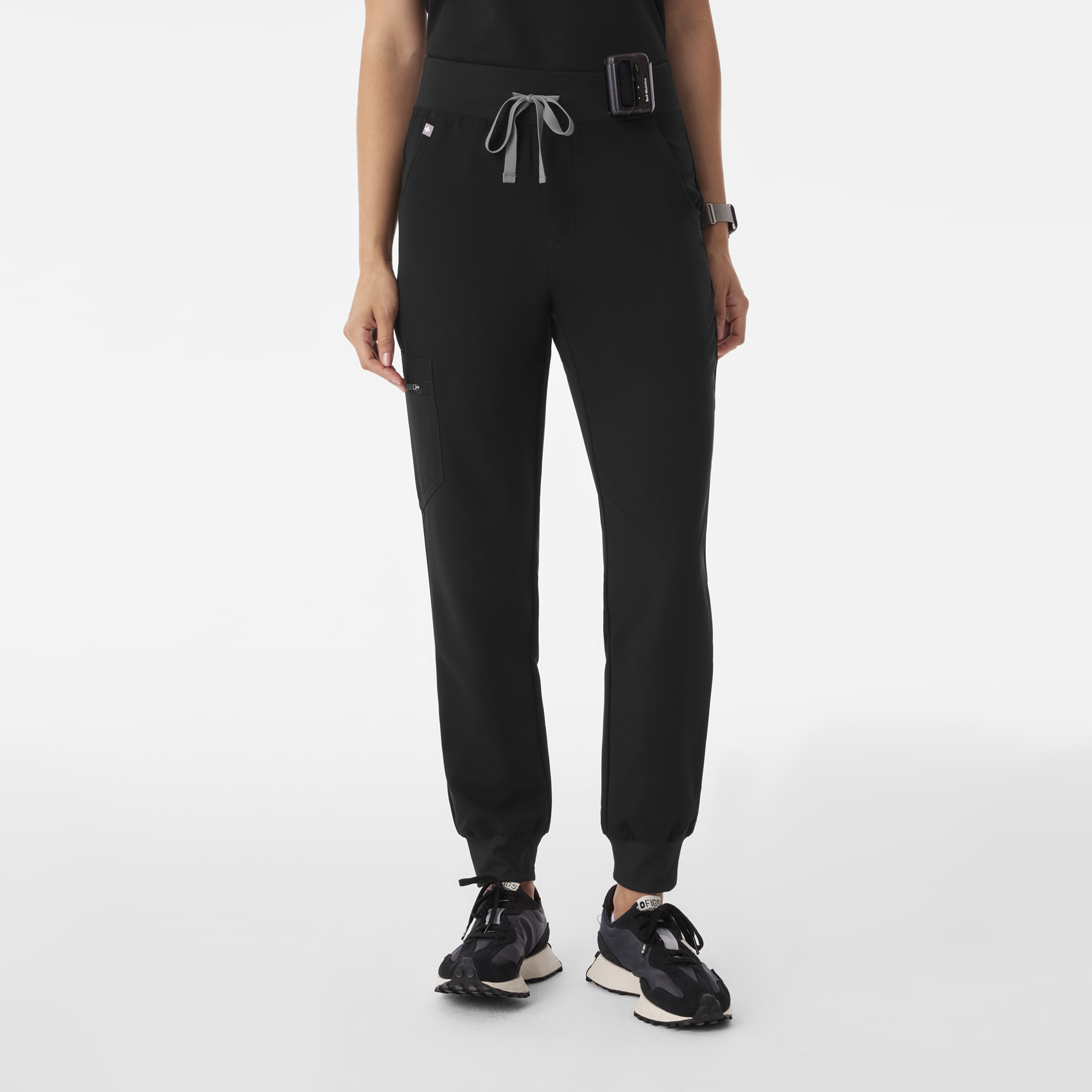 Women's Zamora High-Rise Jogger Scrub Trouser™ - Black · FIGS
