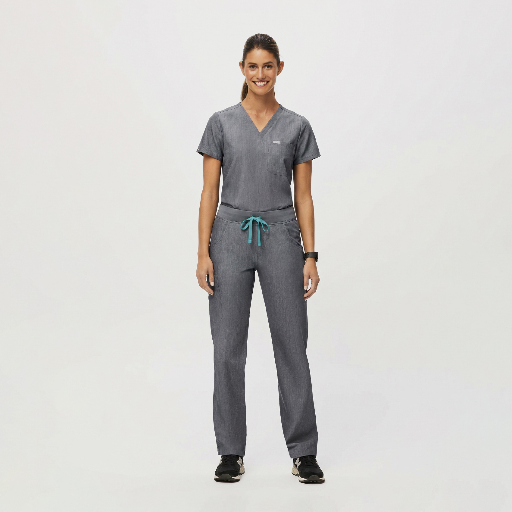 Women's Catarina Scrub Top™ - Graphite · FIGS