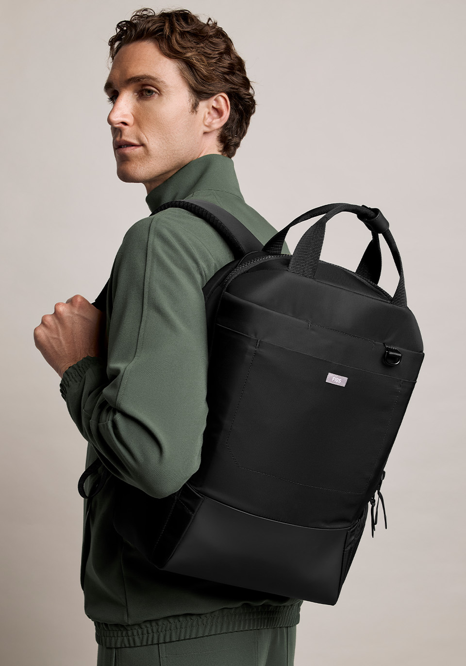 Unisex The Shift Backpack - Moss · FIGS display picture 1