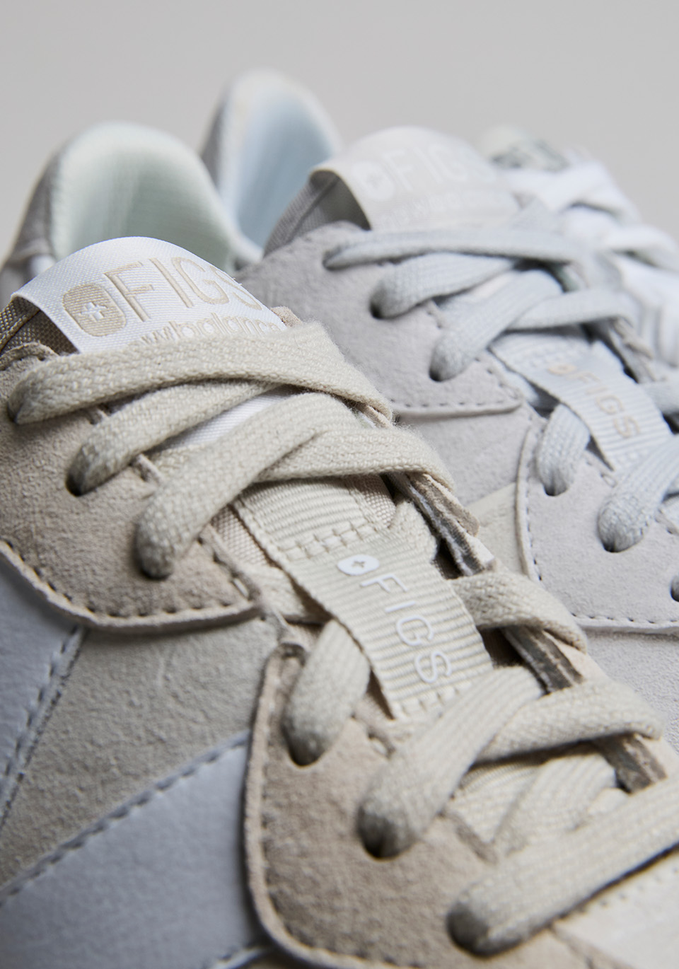 FIGS | New Balance 327 - White