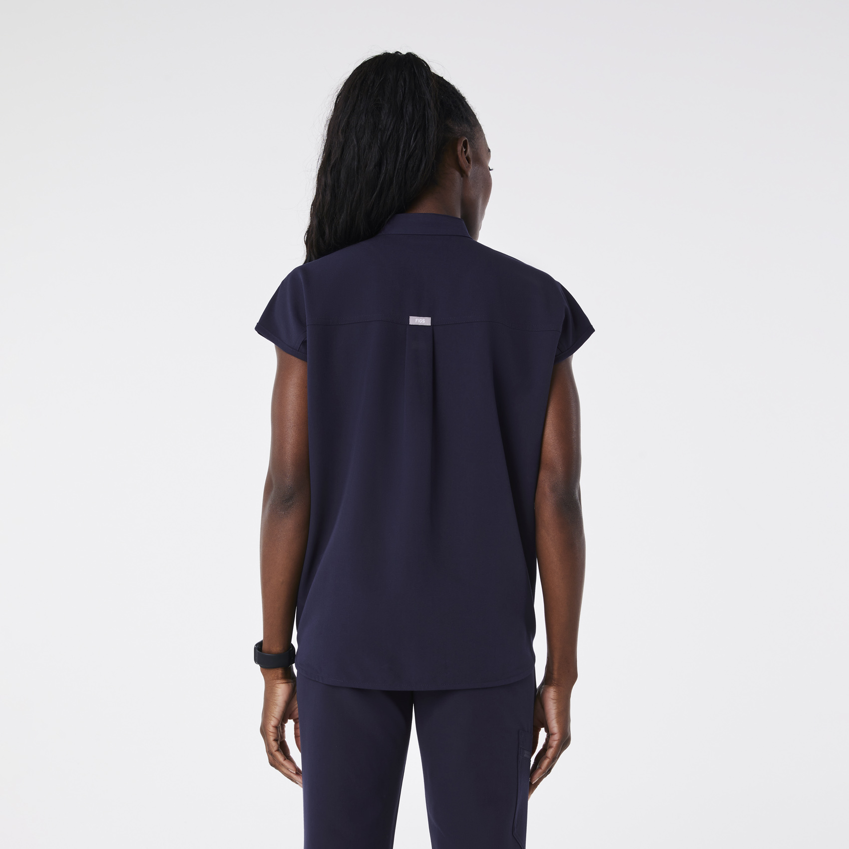 Women's Rafaela Oversized Scrub Top™ - Navy · FIGS