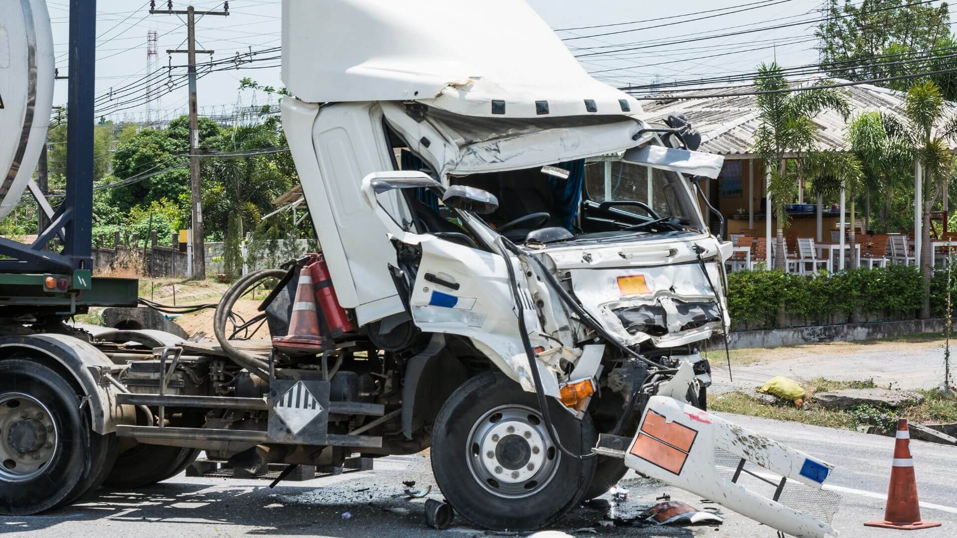 What Does a California Truck Accident Lawyer Do?