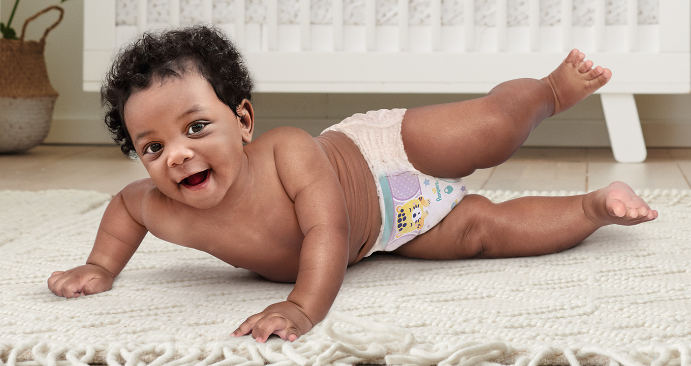 PampersBR beb&eacute;-con-pa&ntilde;al 1360x720px