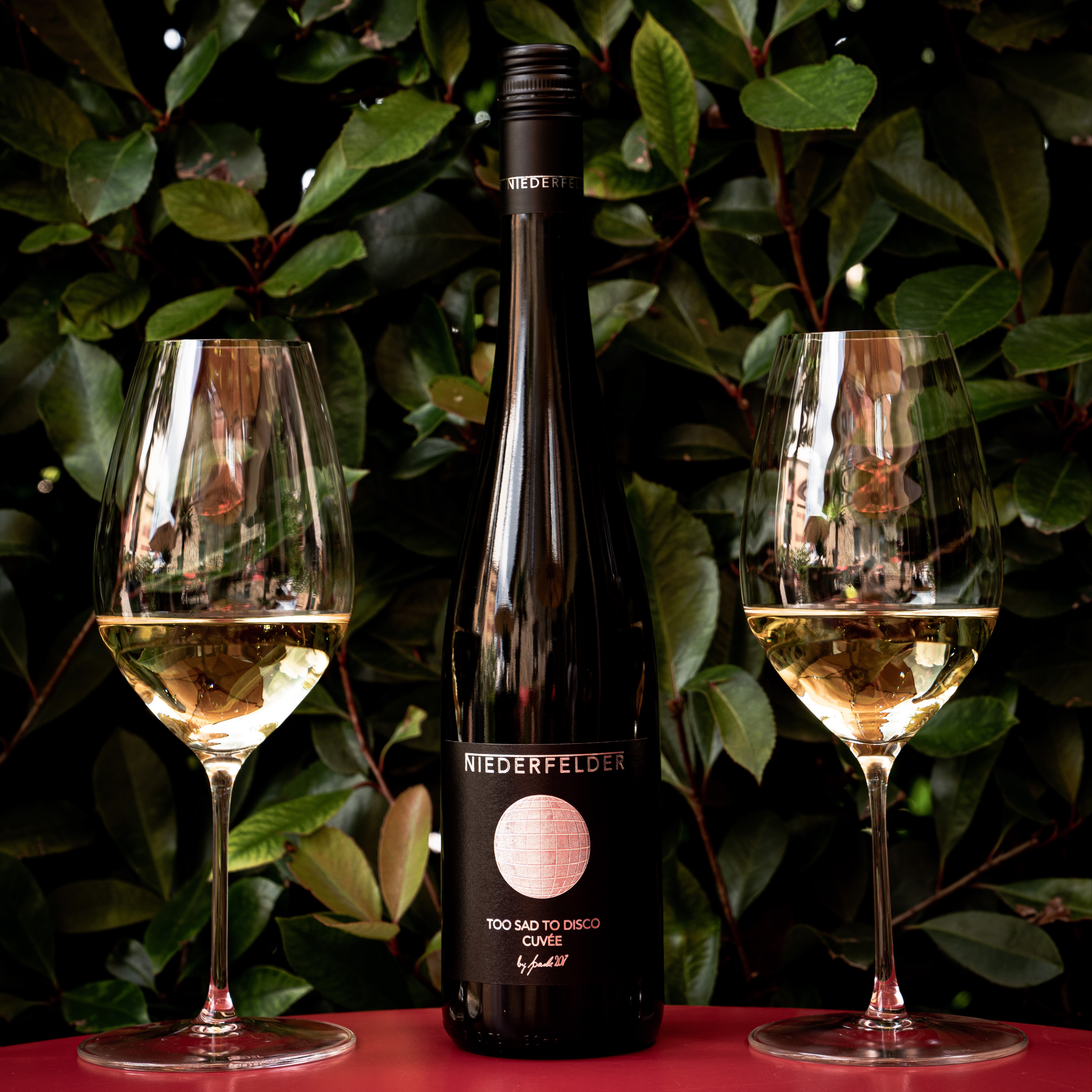 Niederfelder Weinflasche