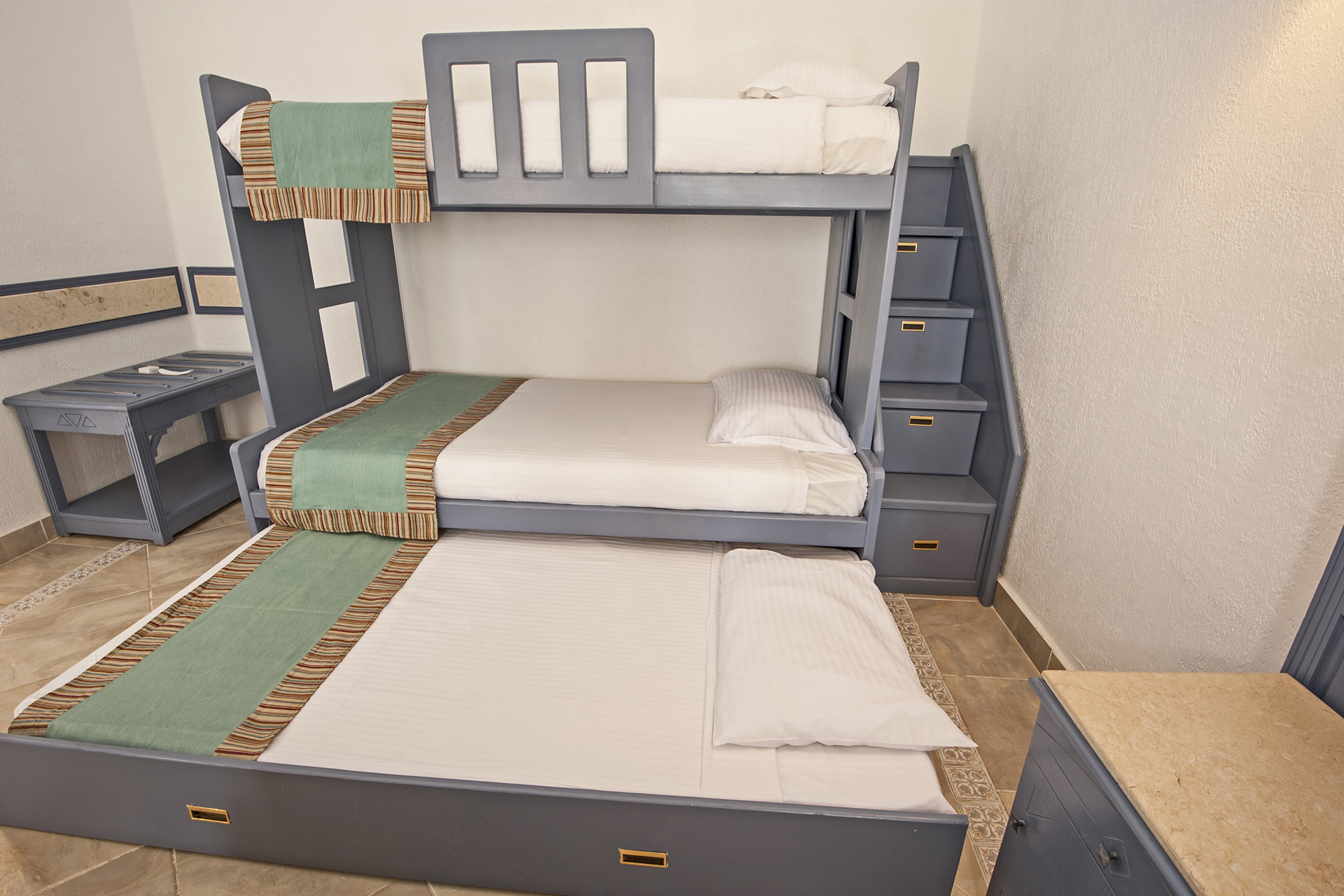 Space saving bedroom ideas
