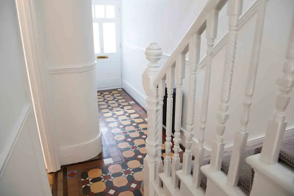 How to restore Victorian floor tiles