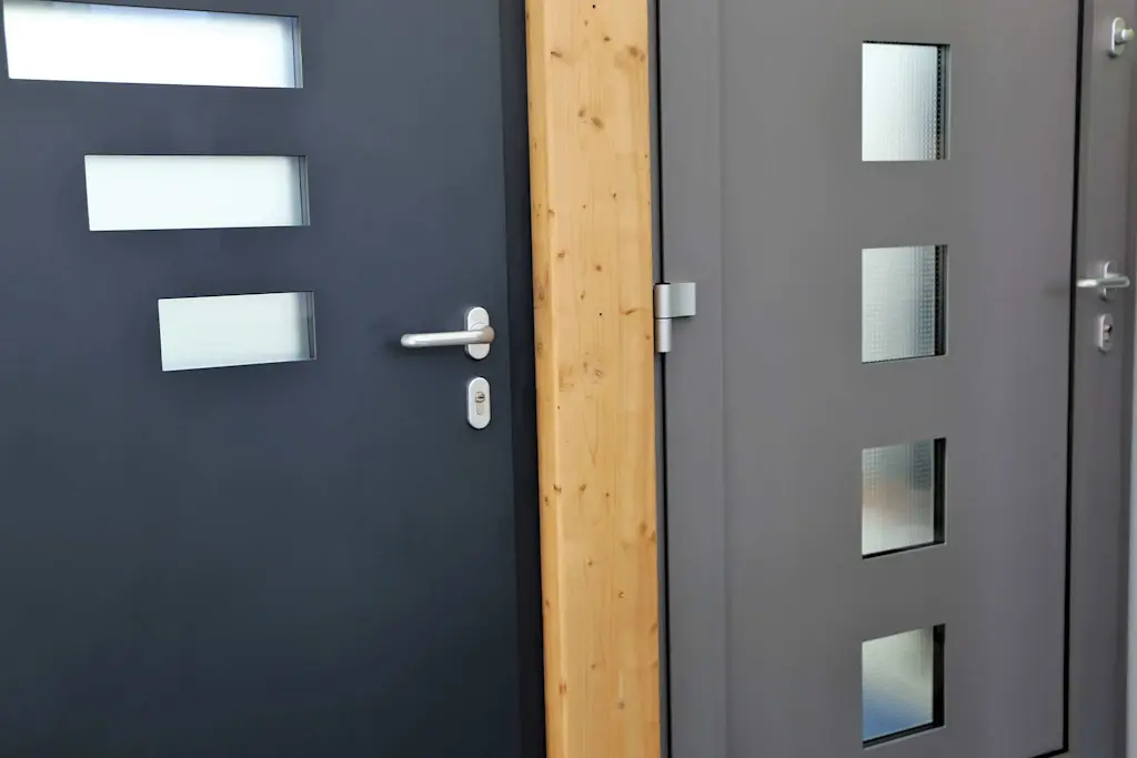 How to fit an external door