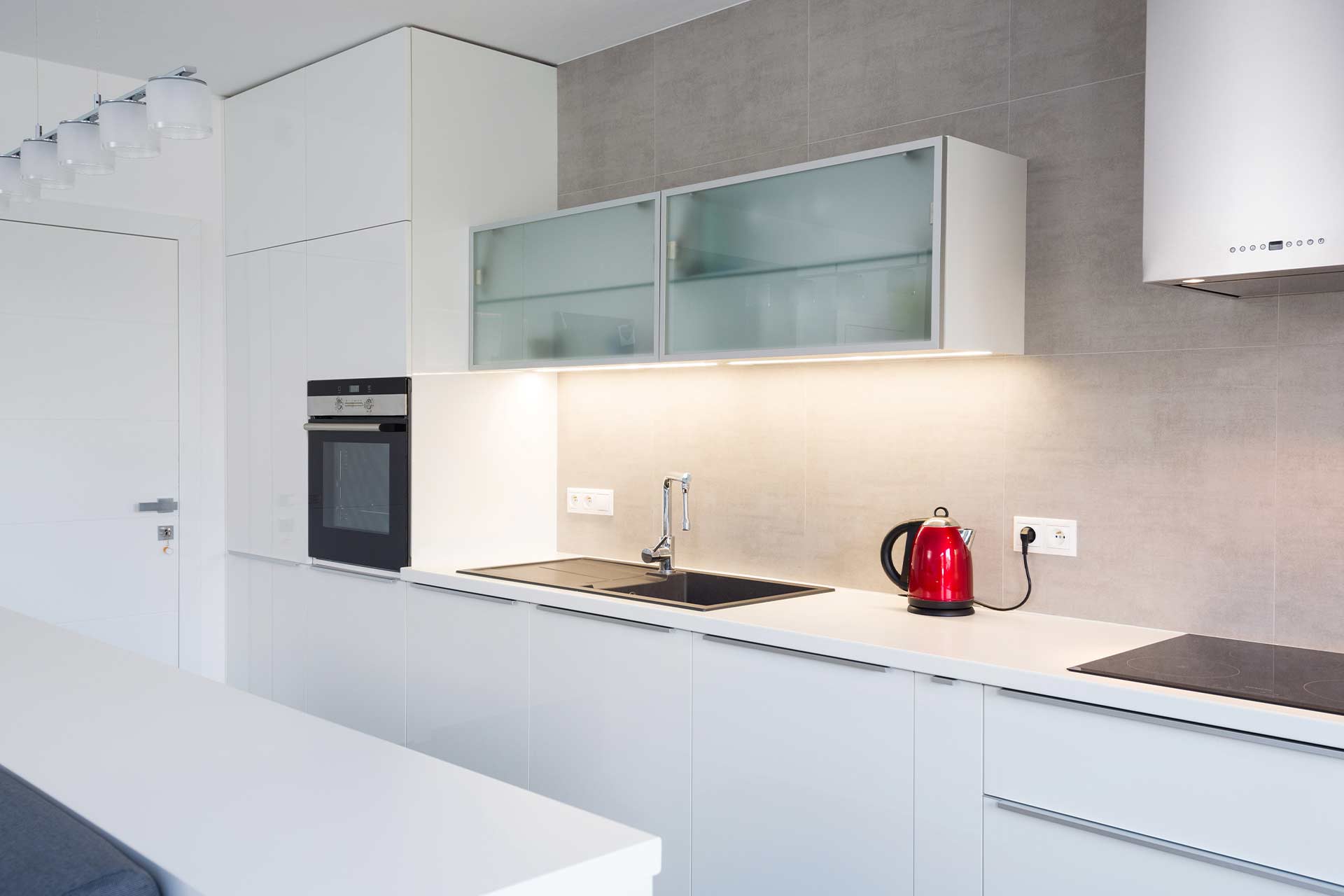 How to fit a kitchen door to an integrated fridge