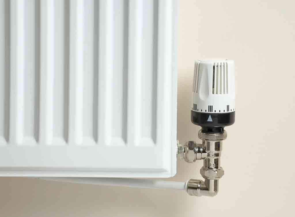How to change radiator valves