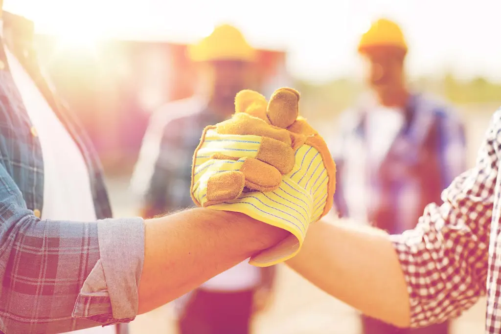 Should you hire bona-fide subcontractors or labour-only subcontractors?