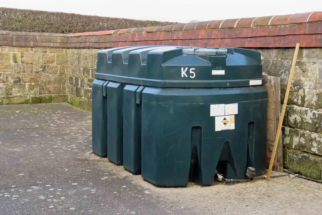 Cost of removing a domestic oil tank