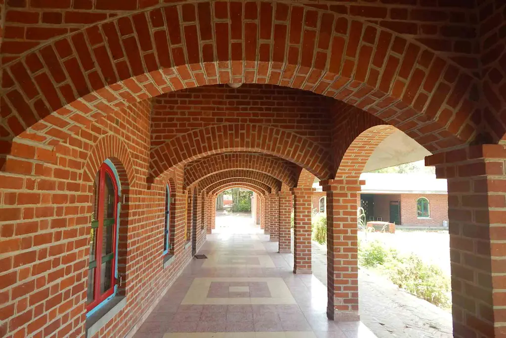 How to repair a brick arch