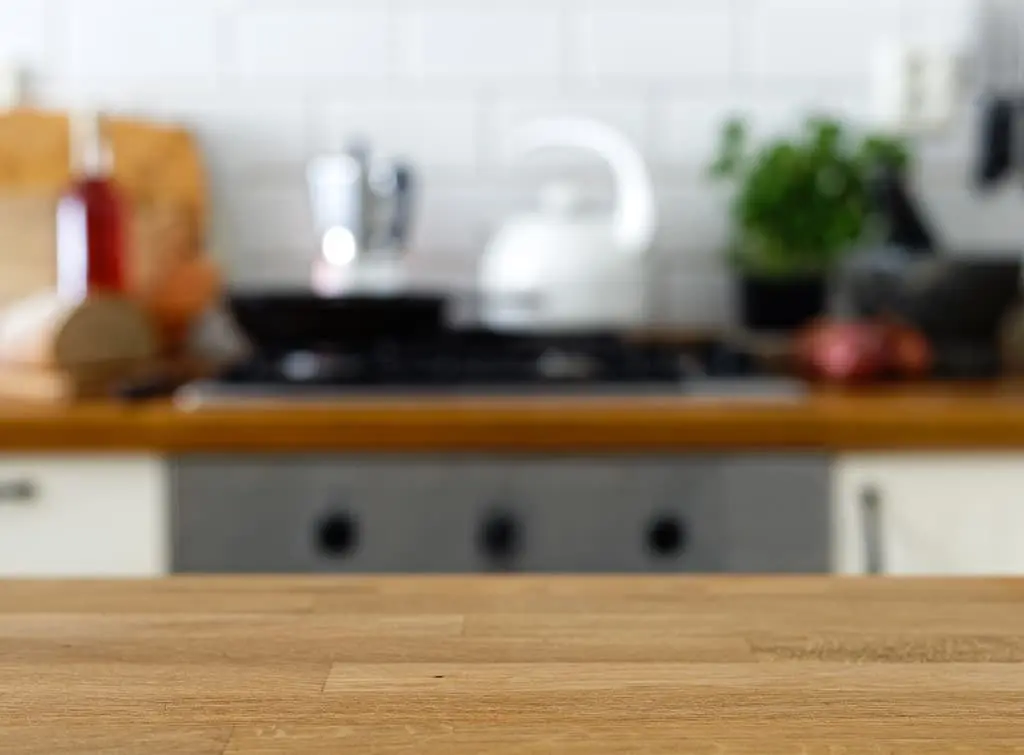 How to find and hire worktop fitters