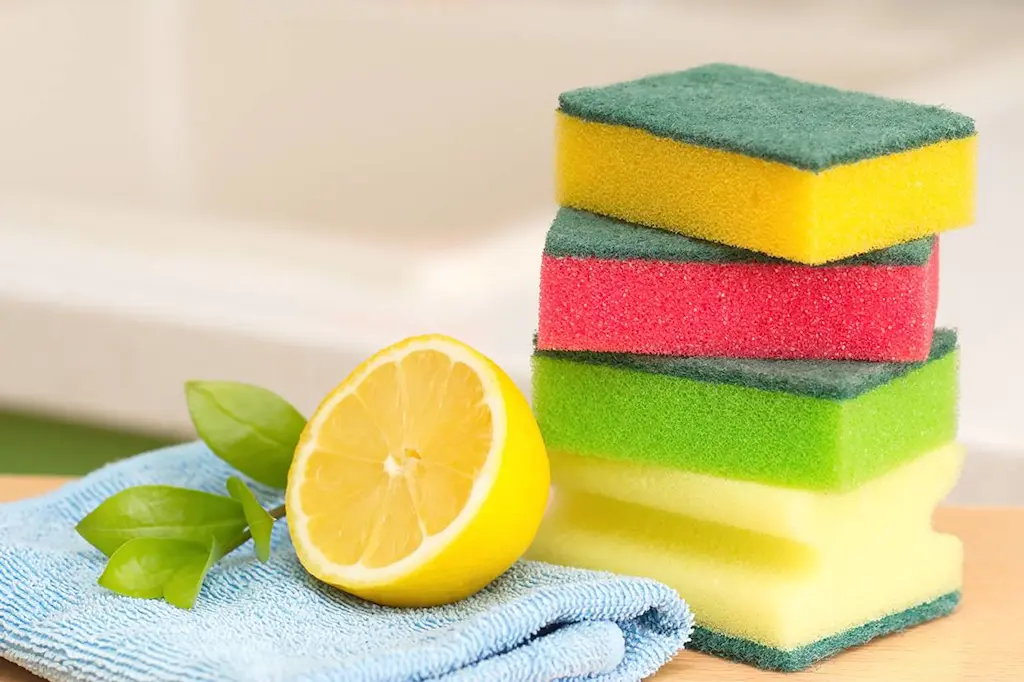 How to clean walls: The ultimate guide