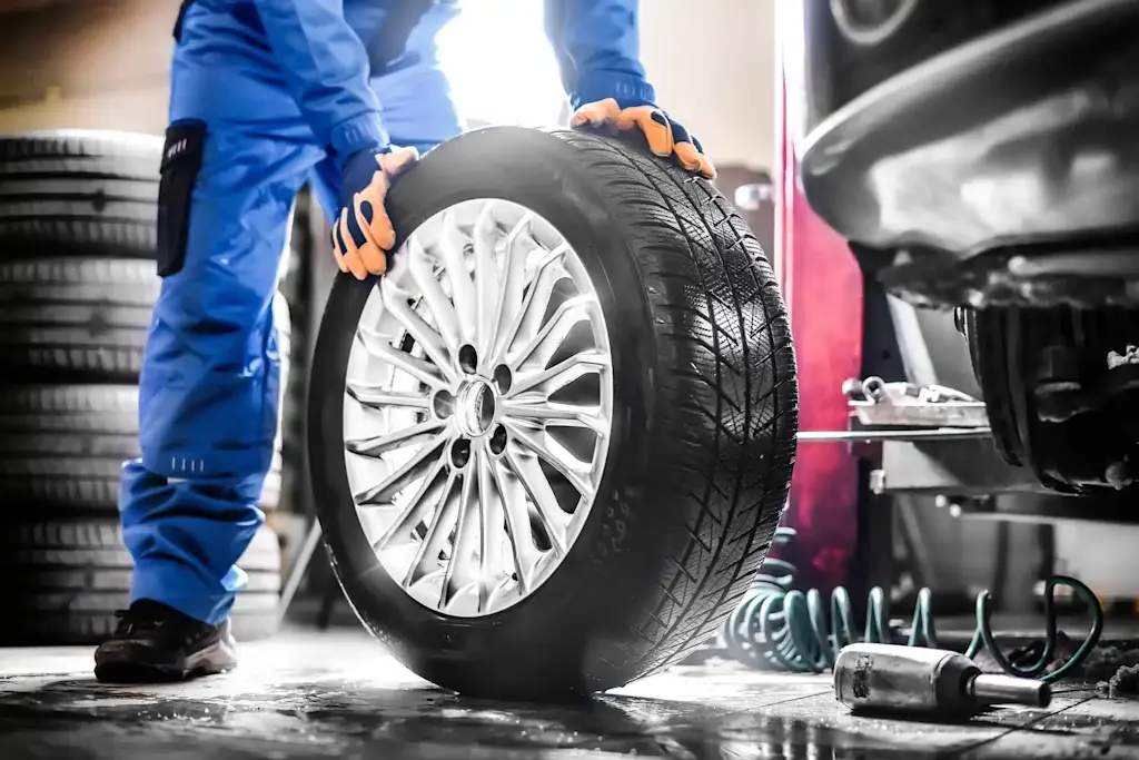 How much does it cost to change a tyre?