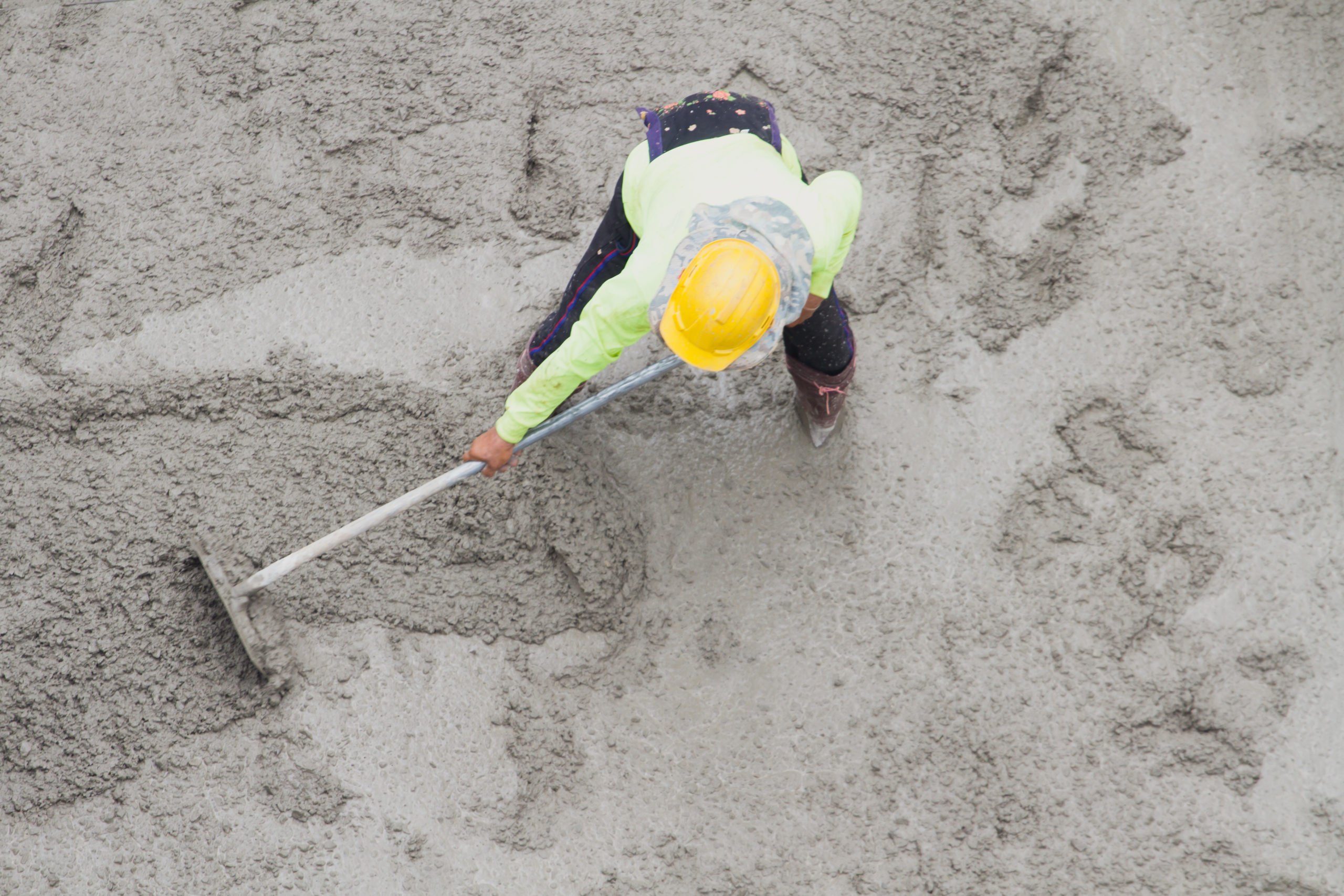 How to lay a concrete floor