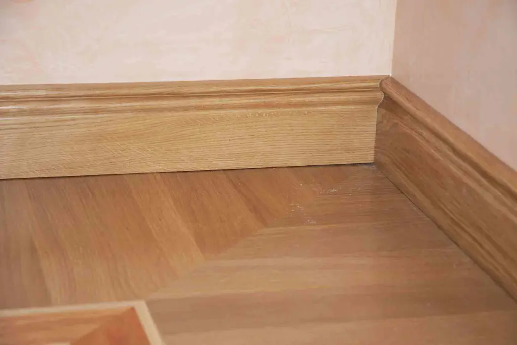 How to clean skirting boards with minimal fuss