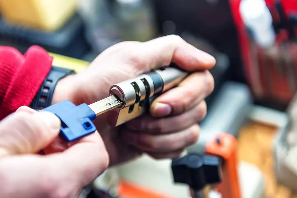 Locksmith prices for 2025