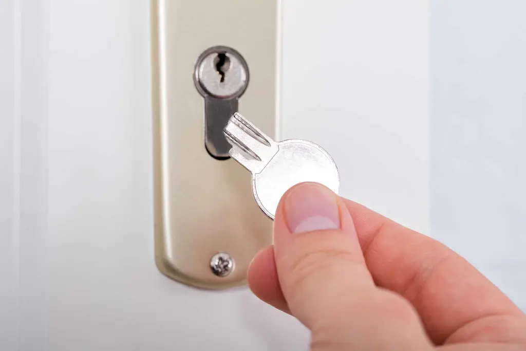 How to remove a broken key from your lock