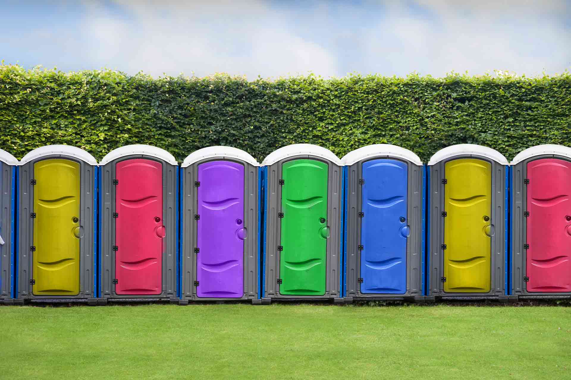 What does a portable toilet cost to hire in 2024?