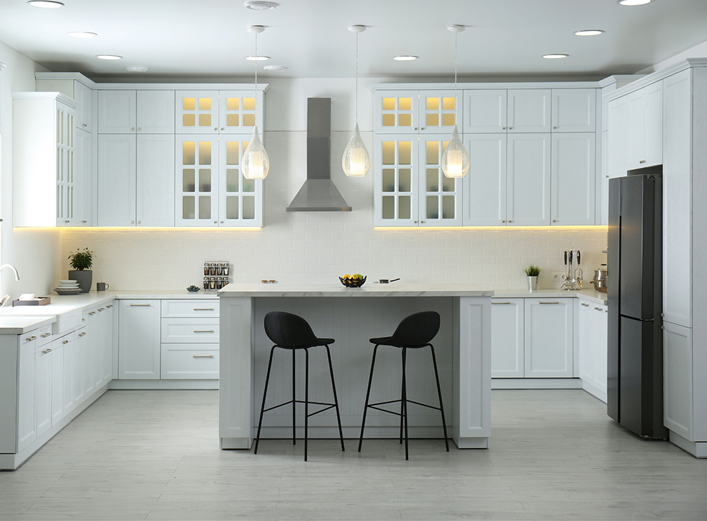 U shaped kitchen ideas: Inspiring curves and flexible design choices