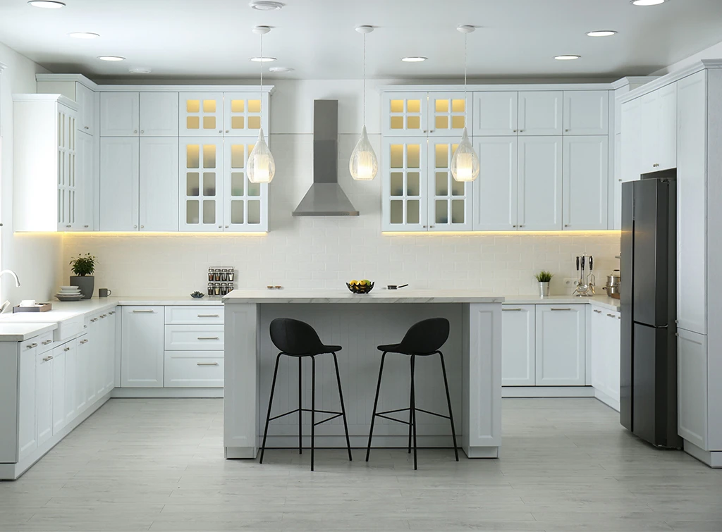 U shaped kitchen ideas: Inspiring curves and flexible design choices