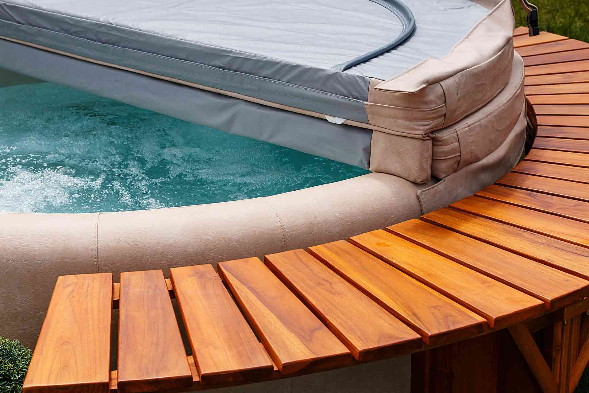 How much are hot tub running costs in 2024?