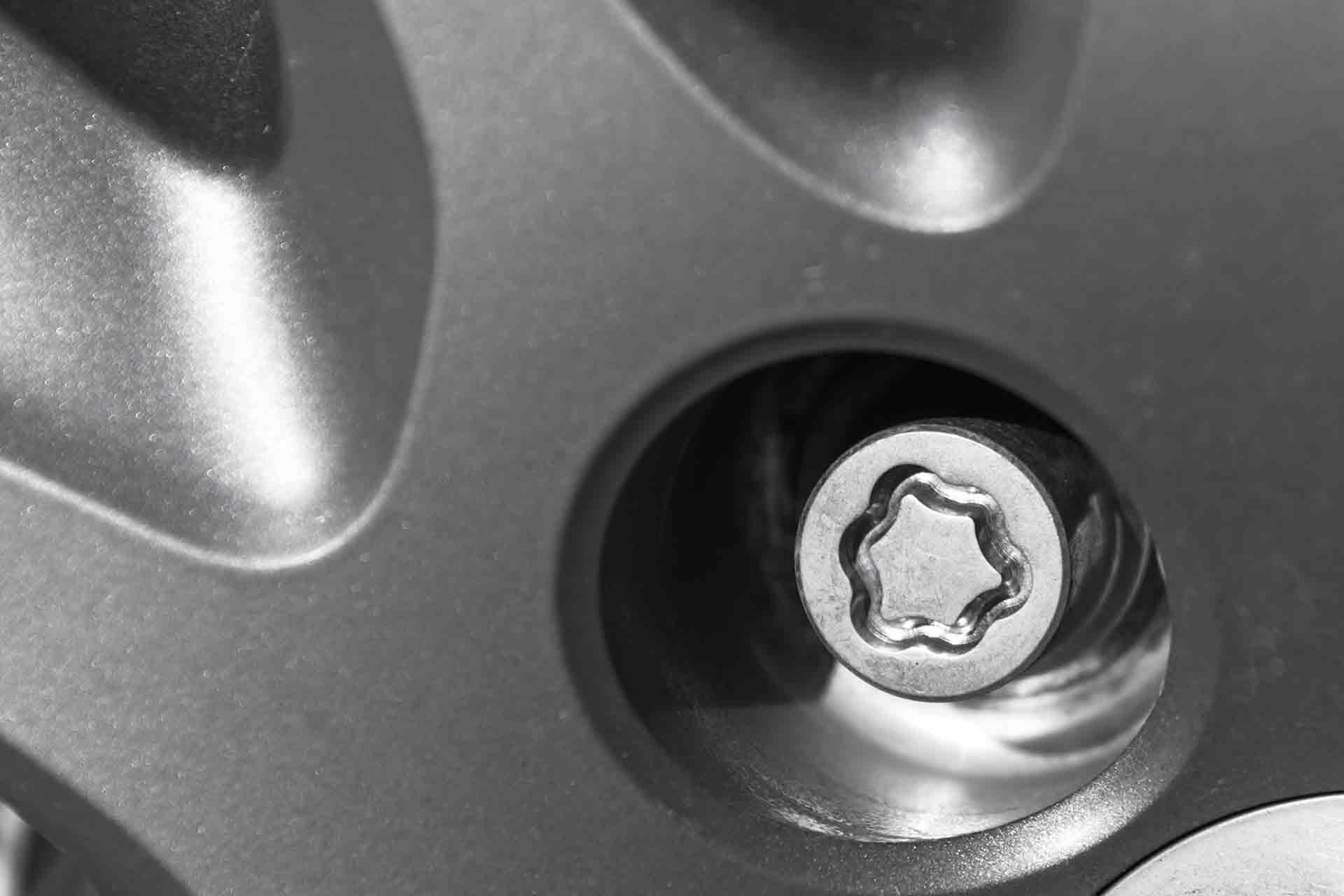 Locking wheel nut removal cost