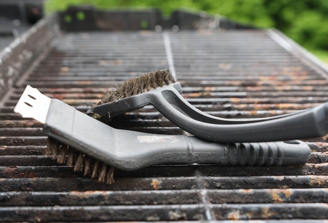 How to clean a BBQ the best way