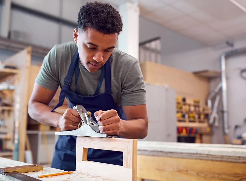 Invoicing as a carpenter and using a free carpenter invoice template