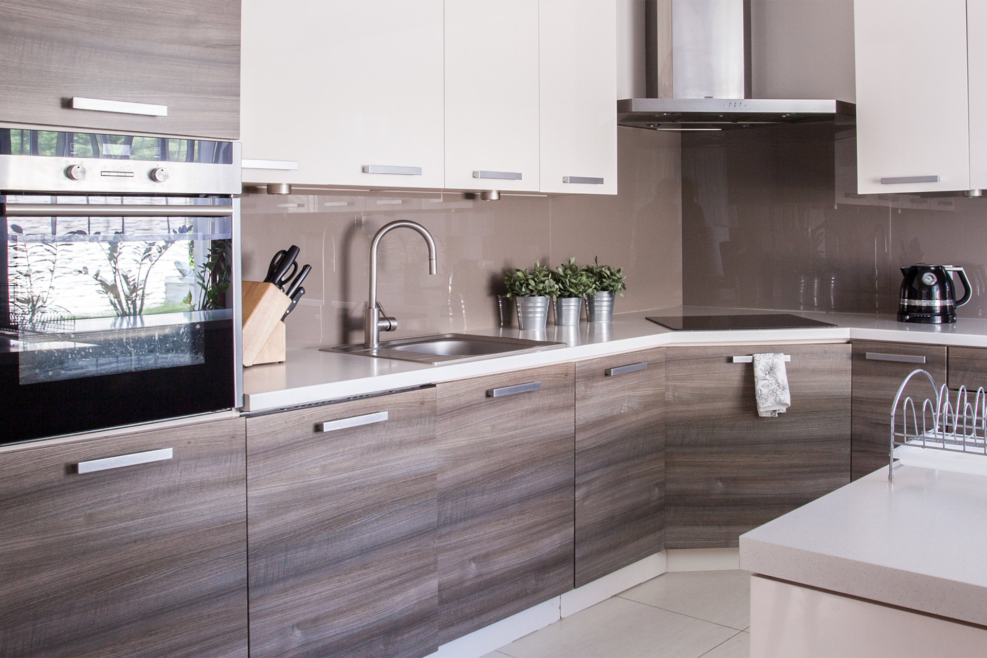 How to vinyl wrap kitchen doors