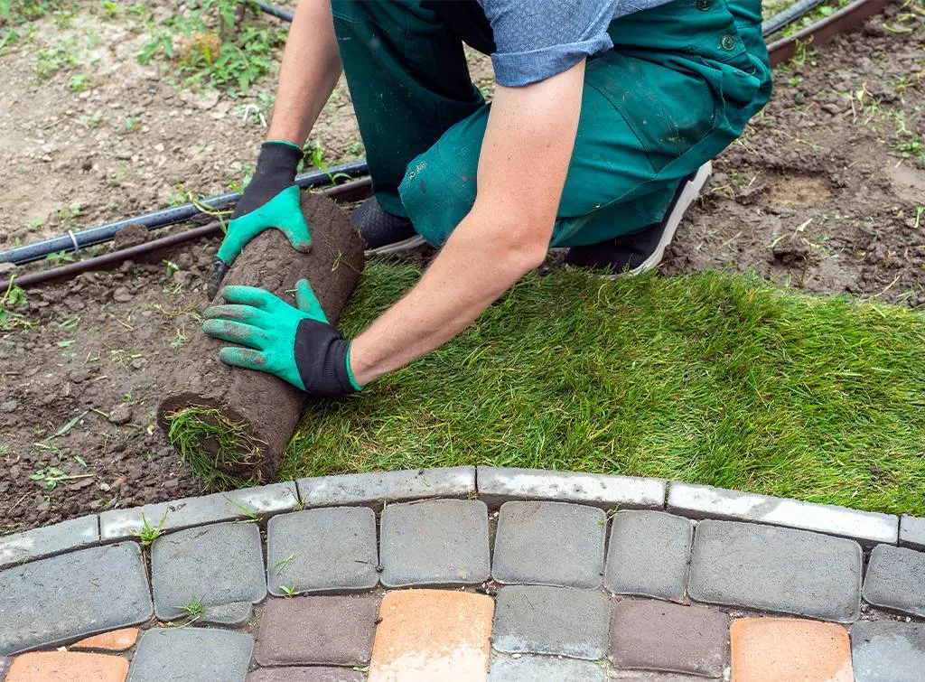 How much do gardeners earn?