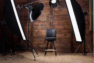 How much does it cost to build a photography studio?