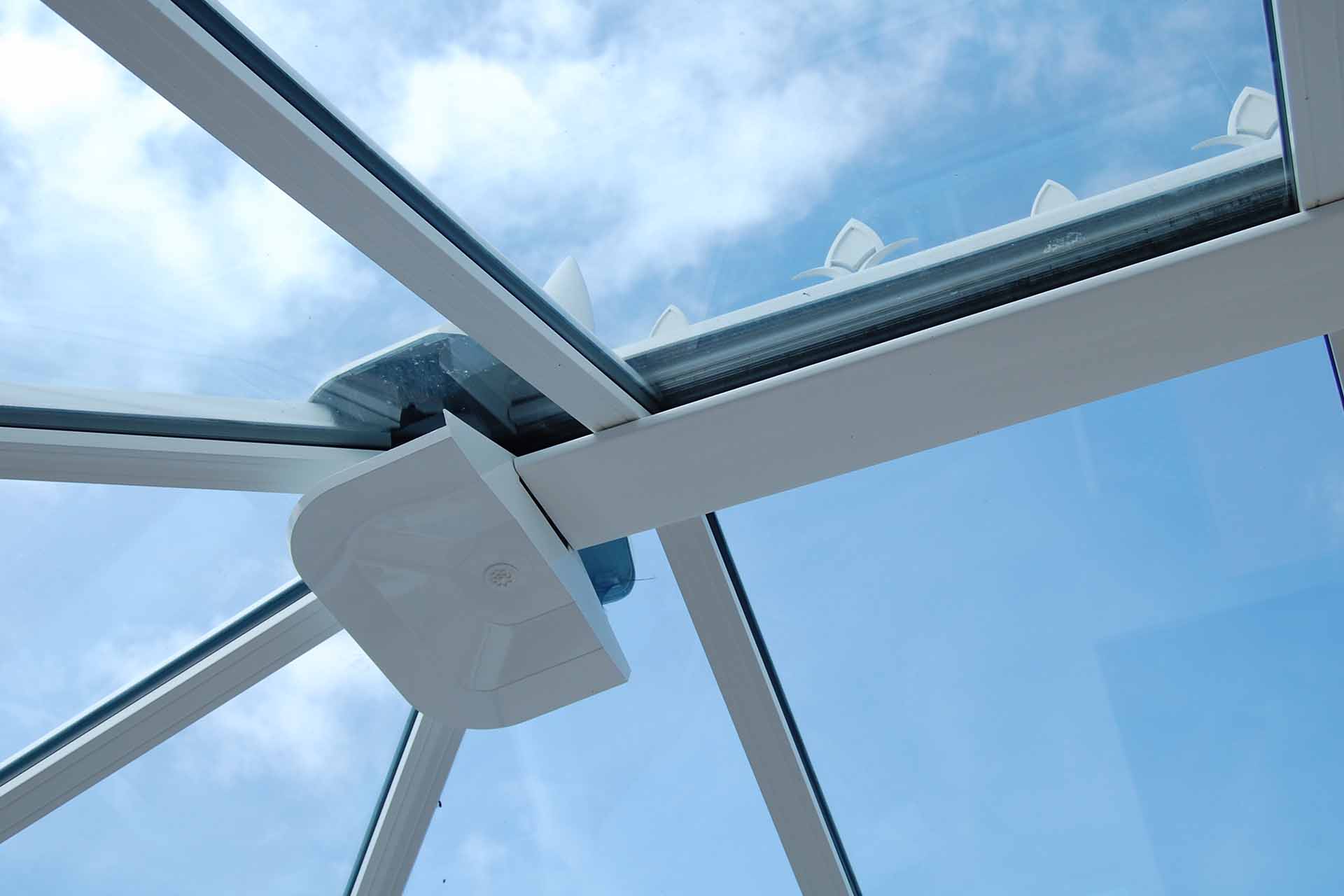 How to clean a conservatory roof