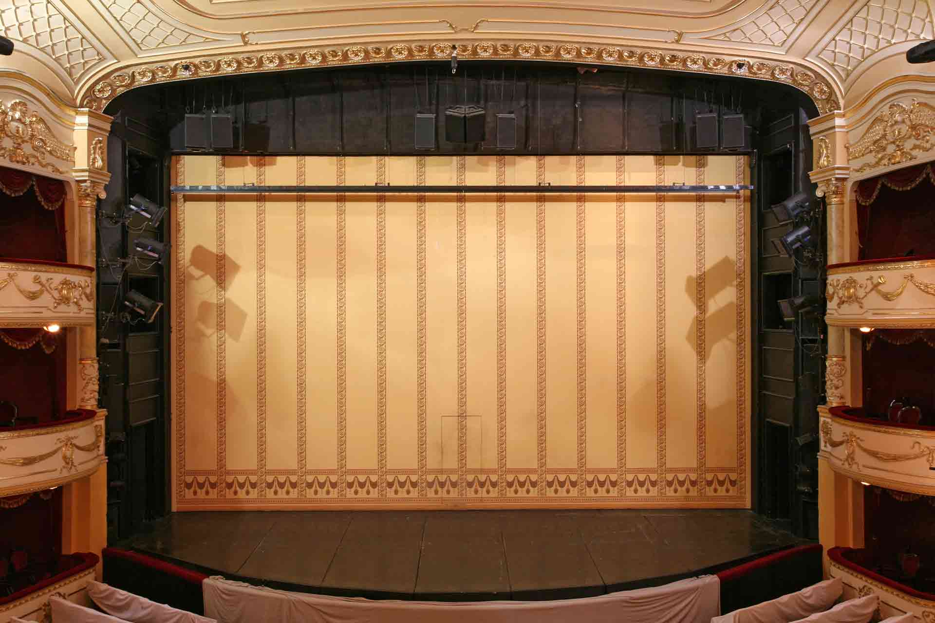 Fire curtain cost guide